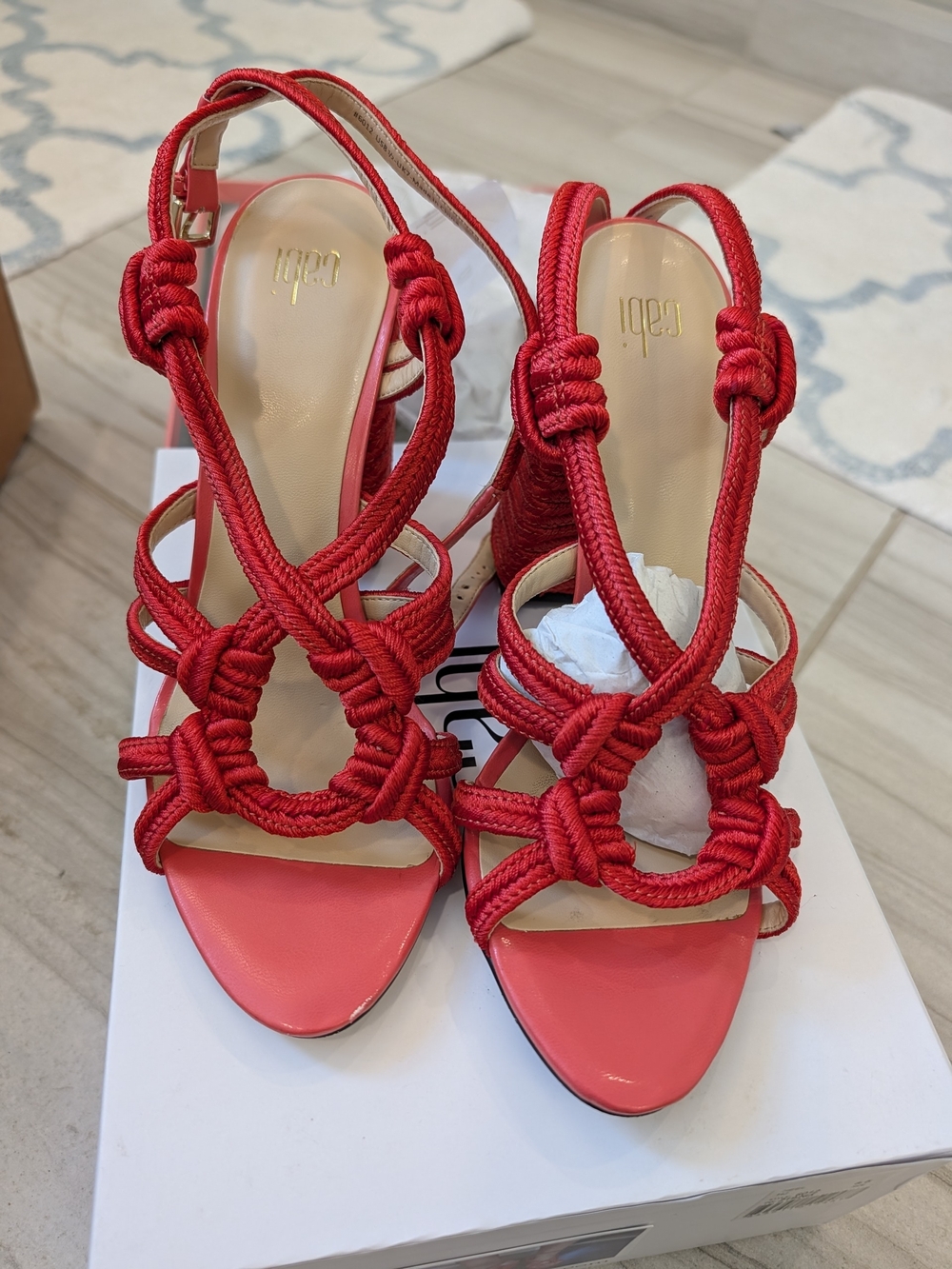 Cabi Coral Red Knotted Rope Strappy Sandals. 8.5
